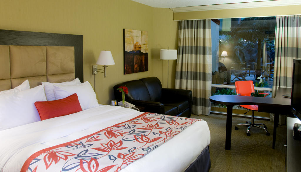 Ramada Plaza Crystal Palace Dieppe Oda fotoğraf