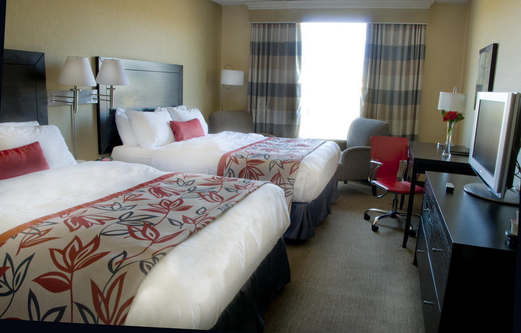 Ramada Plaza Crystal Palace Dieppe Oda fotoğraf